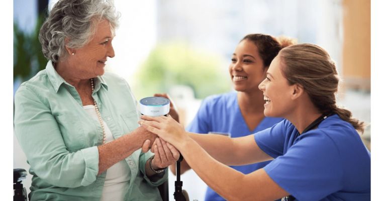 Live-in Care Services in the UK Delivered by Experienced Senior Healthcare Assistants